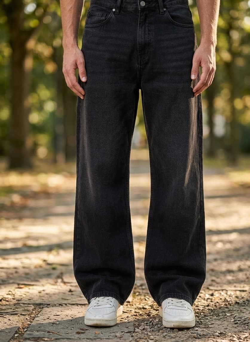 BLACK BAGGY JEANS